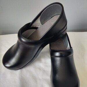 Black Leather Women's Clogs